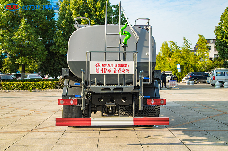 东风天锦洒水车（12.6方）