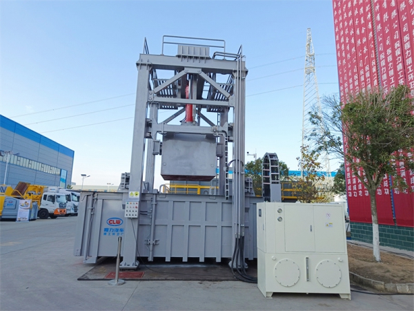 三缸四柱垂直式垃圾压缩站