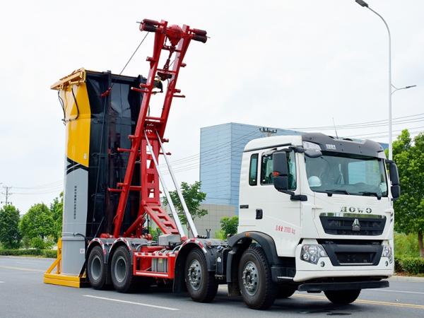 竖直直压式垃圾站